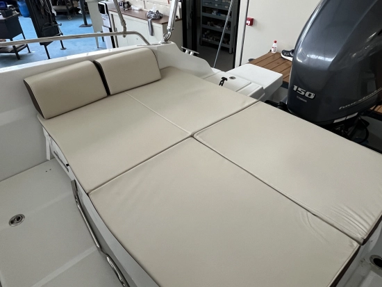 Beneteau Flyer 6.6 Sundeck preowned for sale