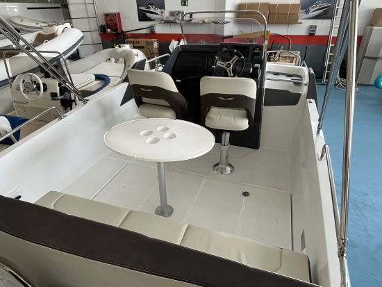 Beneteau Flyer 6.6 Sundeck preowned for sale