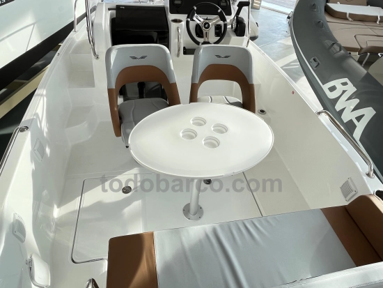 Beneteau Flyer 6 Sundeck brand new for sale