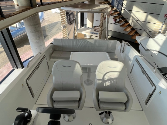 Beneteau Flyer 8 Spacedeck V2 brand new for sale