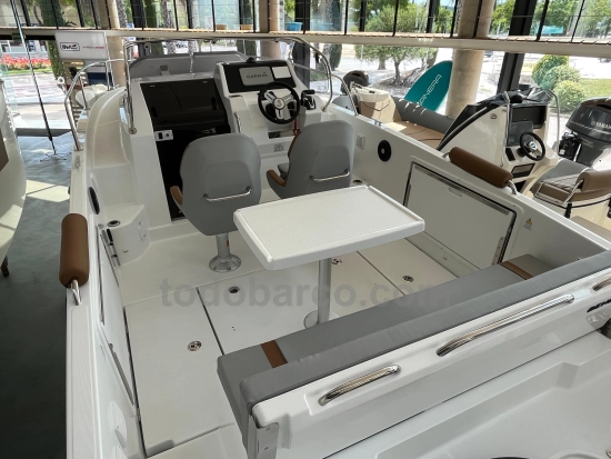 Beneteau Flyer 8 Sundeck V2 brand new for sale