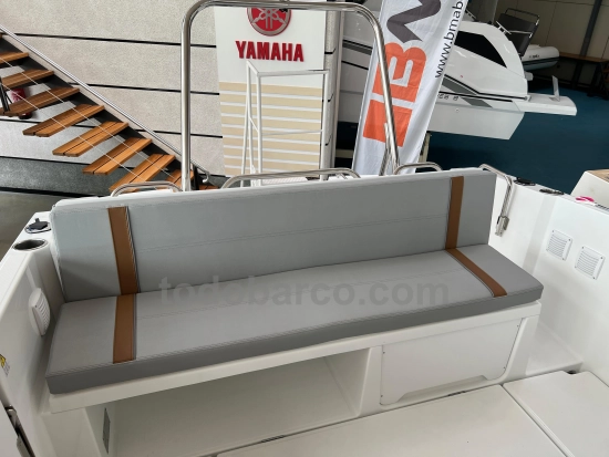 Beneteau Flyer 8 Sundeck V2 brand new for sale