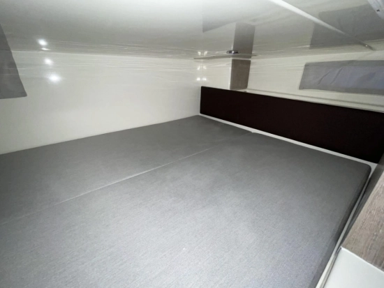 Quicksilver Sundeck ACTIV 875 brand new for sale