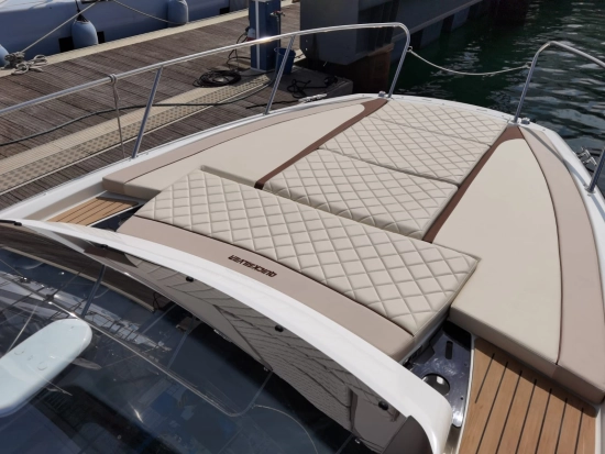 Quicksilver Sundeck ACTIV 875 brand new for sale