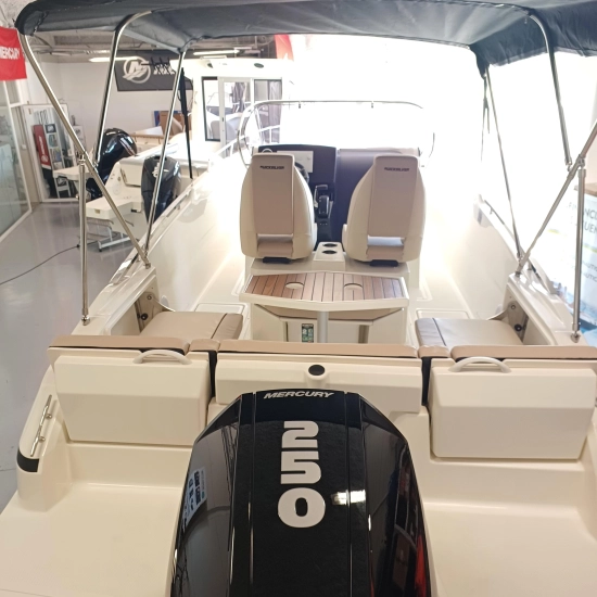 Quicksilver Open ACTIV 805 brand new for sale