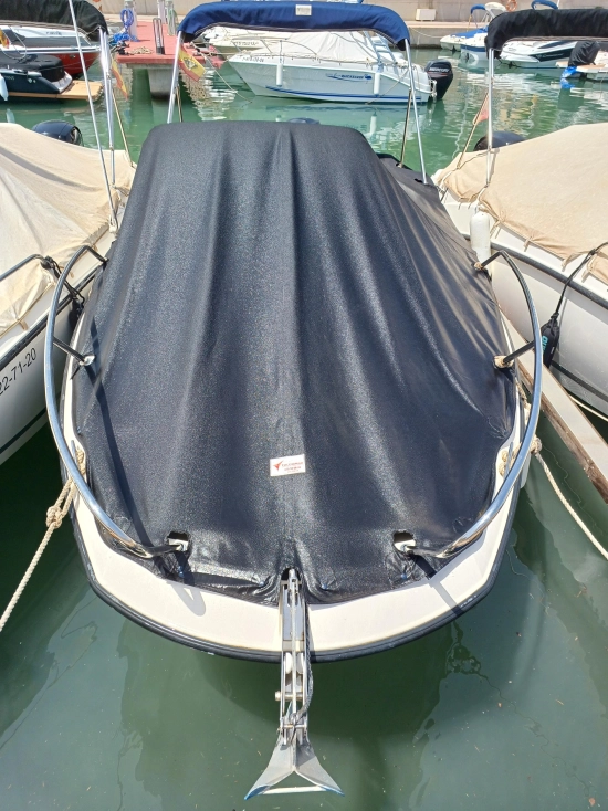 Quicksilver Sundeck ACTIV 605 preowned for sale