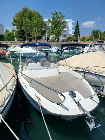 Quicksilver Sundeck ACTIV 605 preowned for sale