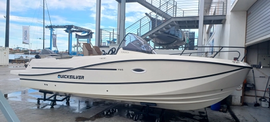 Quicksilver Sundeck ACTIV 755 brand new for sale