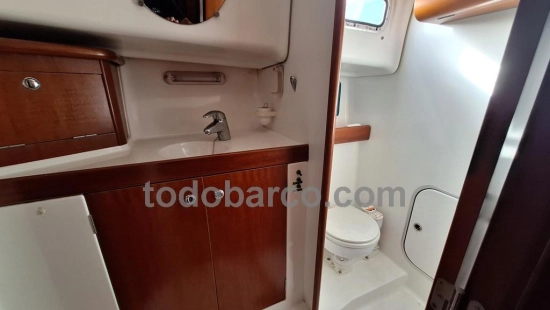 Beneteau Antares 10.80 gebraucht zum verkauf