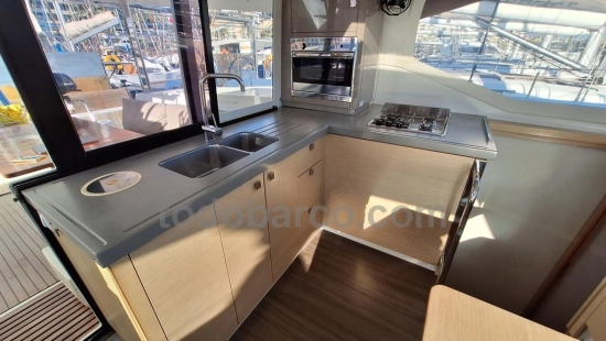 Fountaine Pajot Lucia 40 preowned for sale