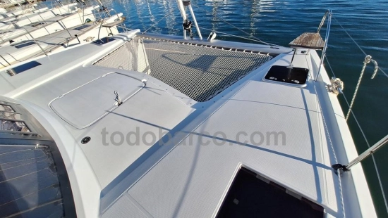 Fountaine Pajot Lucia 40 preowned for sale