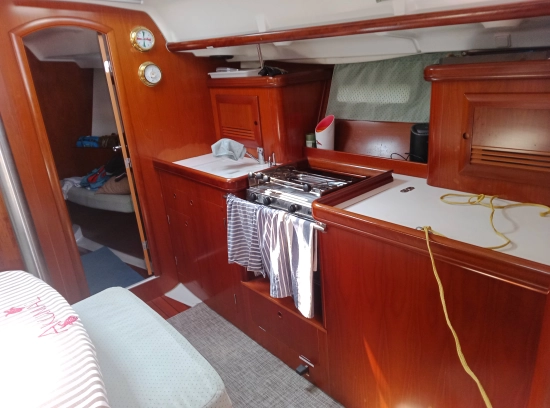 Beneteau 393 preowned for sale