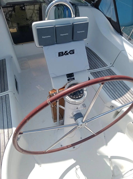 Beneteau 393 preowned for sale