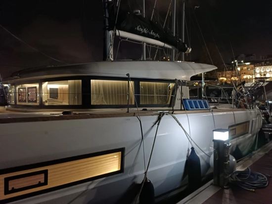 Lagoon 40 preowned for sale