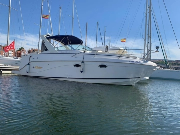 Rinker Fiesta 270  VEE preowned for sale