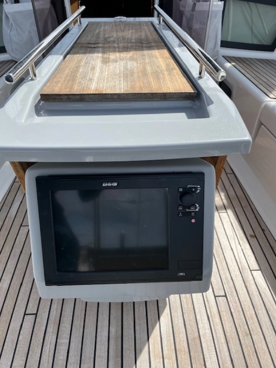 Beneteau Oceanis 40 preowned for sale