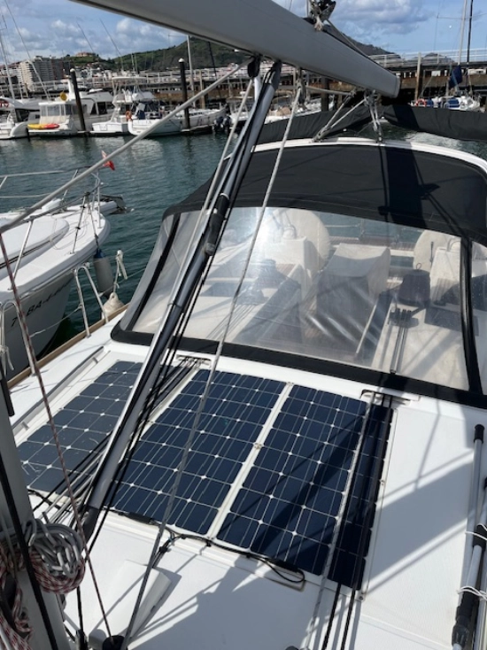 Beneteau Oceanis 40 preowned for sale