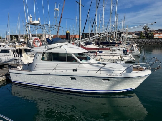 Beneteau Antares 10.80 gebraucht zum verkauf