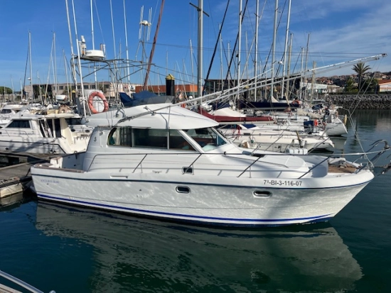 Beneteau Antares 10.80 gebraucht zum verkauf