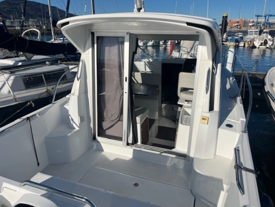 Beneteau Antares 8 preowned for sale