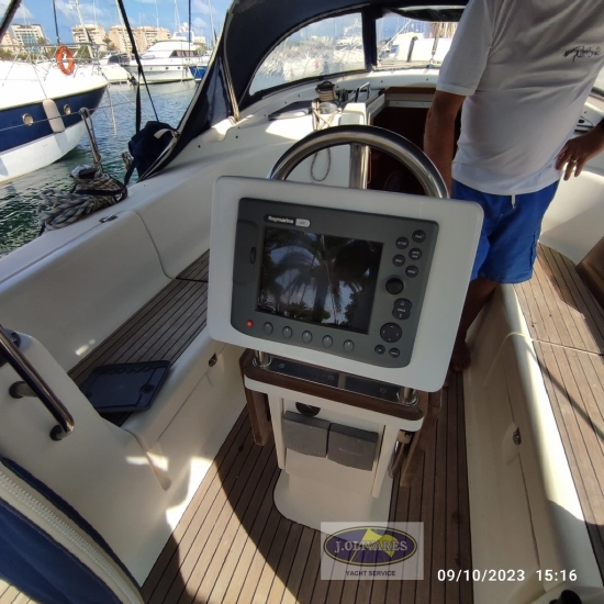 Bavaria Yachts 42 Cruiser preowned for sale