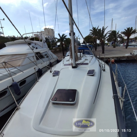 Bavaria Yachts 42 Cruiser preowned for sale