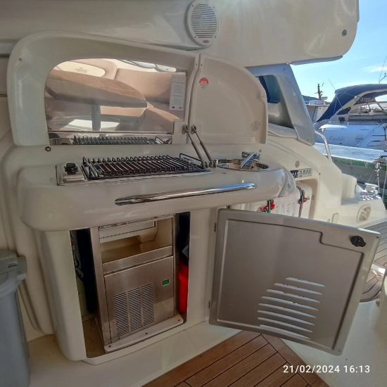 Cranchi Mediterranee 47HT preowned for sale