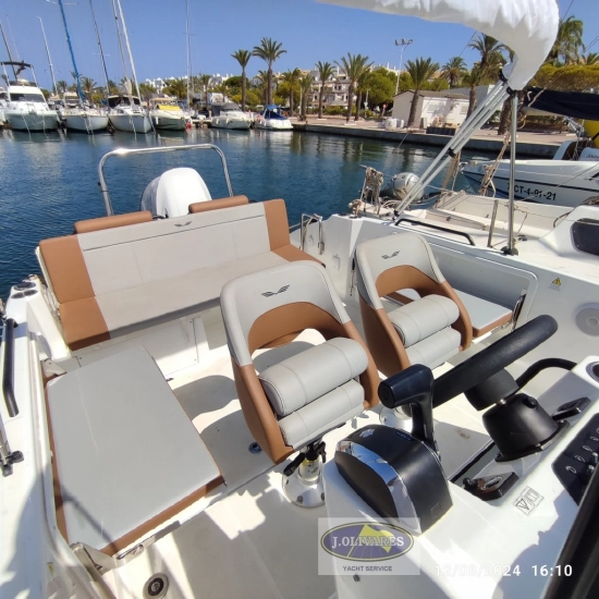 Beneteau Flyer 7 Spacedeck brand new for sale