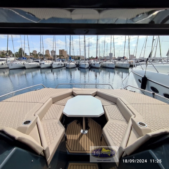 Tesoro Yachts T38 Power Cat preowned for sale