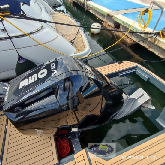 Tesoro Yachts T38 Power Cat preowned for sale