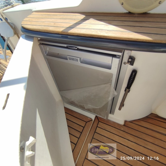 Sealine S23 preowned for sale