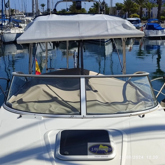 Sealine S23 preowned for sale