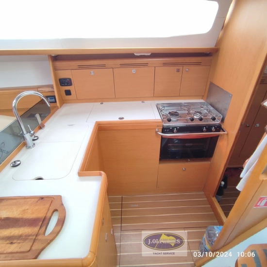 Jeanneau Sun Odyssey 42DS preowned for sale