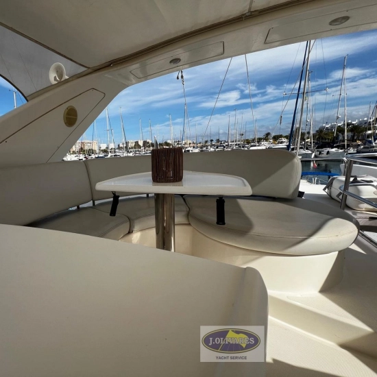 Azimut 50 Flybridge preowned for sale