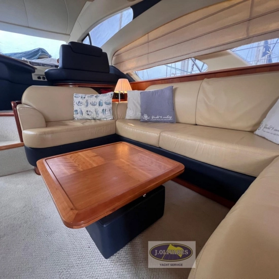 Azimut 50 Flybridge preowned for sale