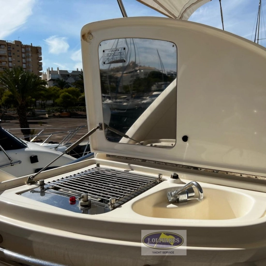 Azimut 50 Flybridge preowned for sale