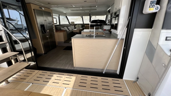 Fountaine Pajot MY44 gebraucht zum verkauf