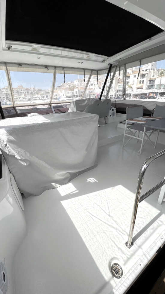 Fountaine Pajot MY44 gebraucht zum verkauf