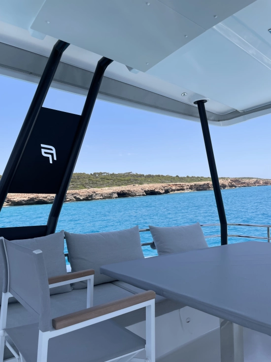 Fountaine Pajot MY44 gebraucht zum verkauf