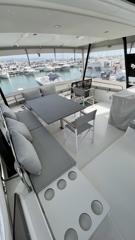 Fountaine Pajot MY44 gebraucht zum verkauf