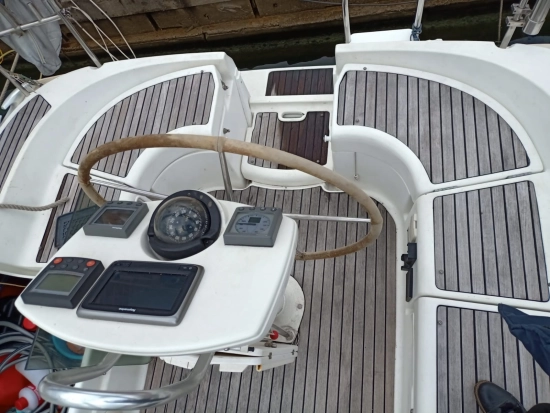 Jeanneau Sun Odyssey 37 preowned for sale