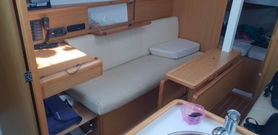 Jeanneau Sun Odyssey 30 i preowned for sale