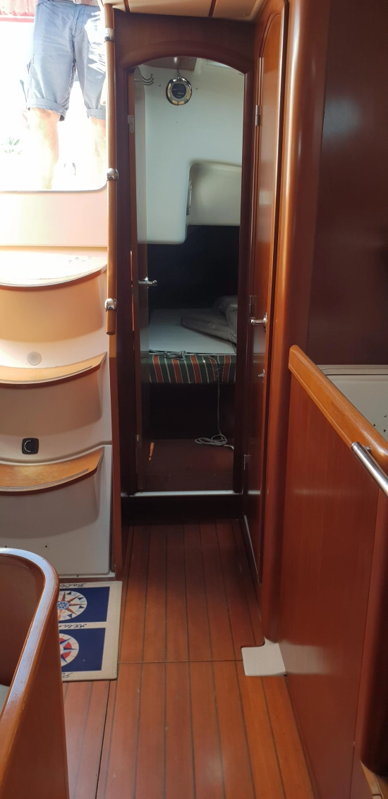 Beneteau Oceanis 411 clipper preowned for sale