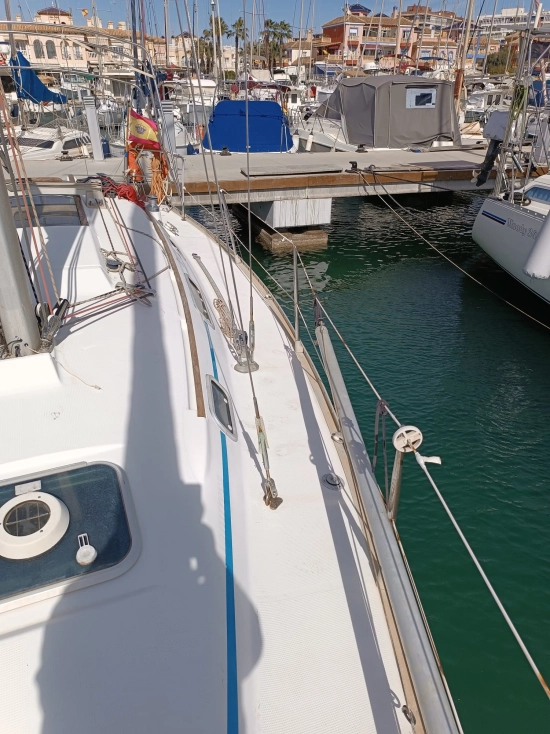 Beneteau Oceanis 300 gebraucht zum verkauf