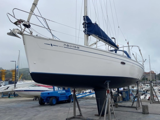 Bavaria Yachts BAVARIA 33 CRUISER gebraucht zum verkauf