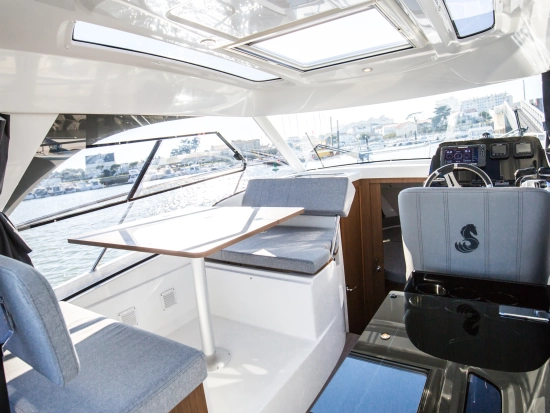 Beneteau Antares 9 neu zum verkauf