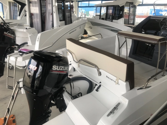 Beneteau Flyer 550 SUNdeck gebraucht zum verkauf