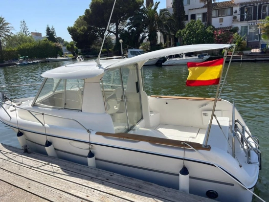 Ocqueteau 645 preowned for sale