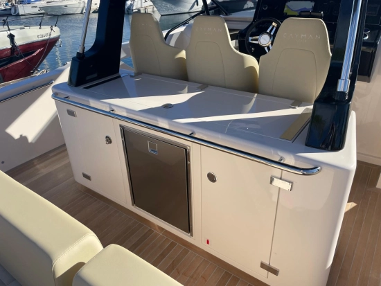 Cayman Yachts 400WA brand new for sale