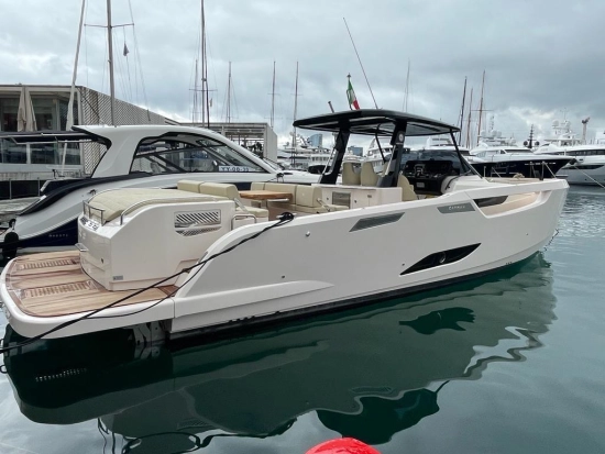 Cayman Yachts 400WA brand new for sale